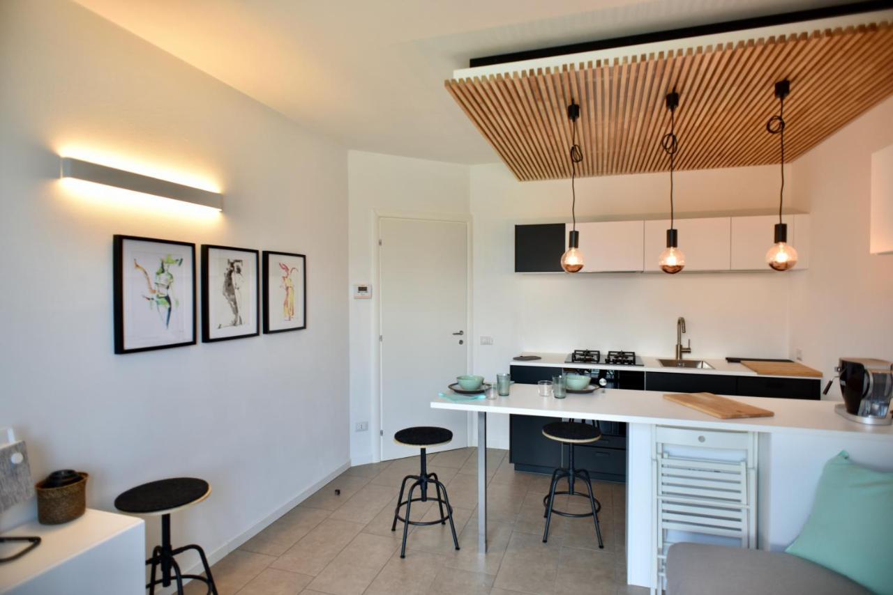 Italian Vacation Homes - La Petite Maison Du Lac Tavernola Bergamasca Eksteriør bilde