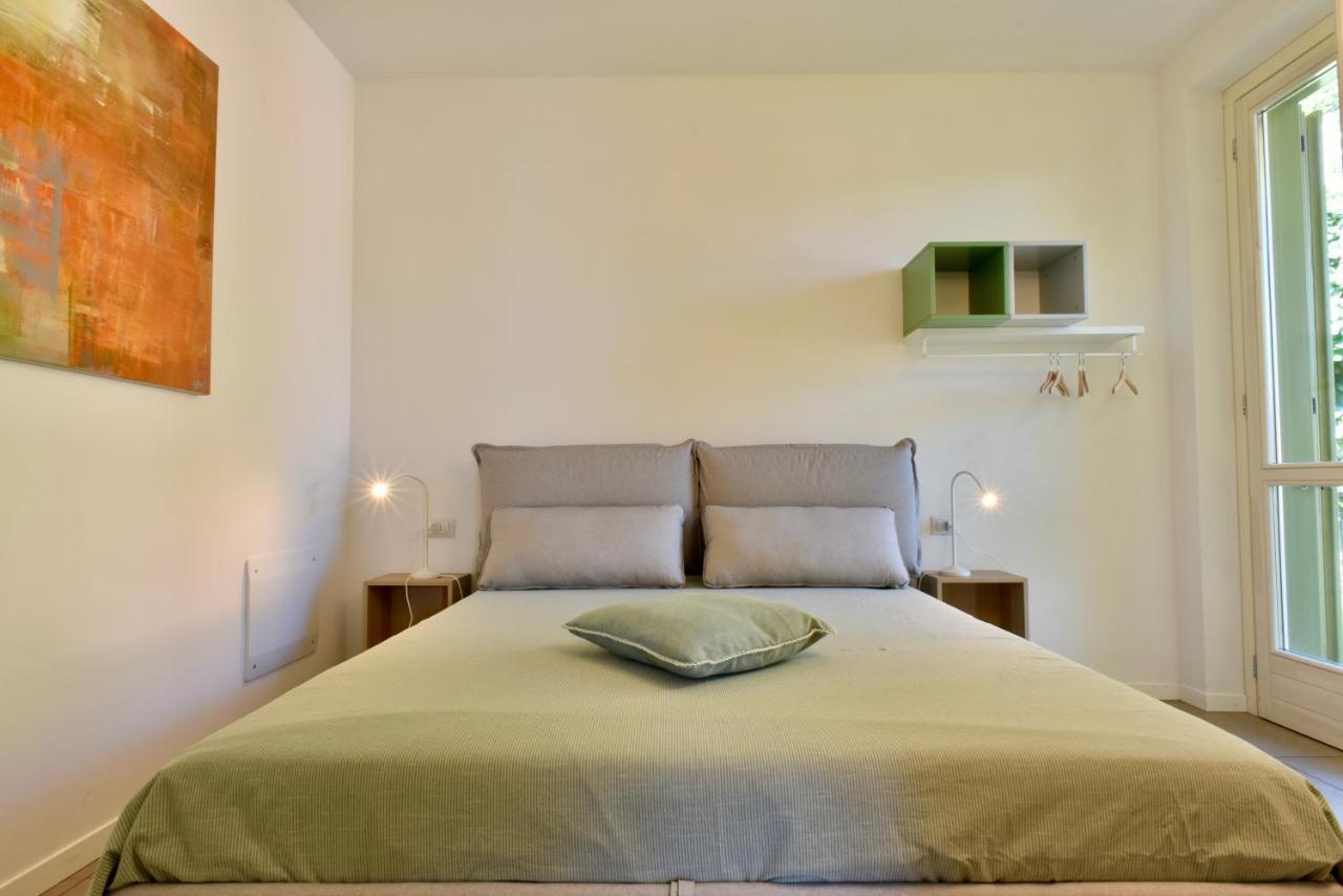 Italian Vacation Homes - La Petite Maison Du Lac Tavernola Bergamasca Eksteriør bilde