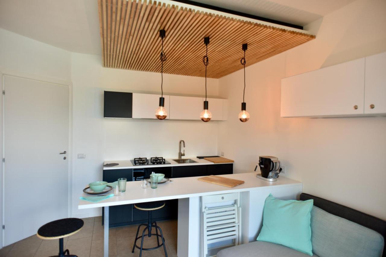 Italian Vacation Homes - La Petite Maison Du Lac Tavernola Bergamasca Eksteriør bilde